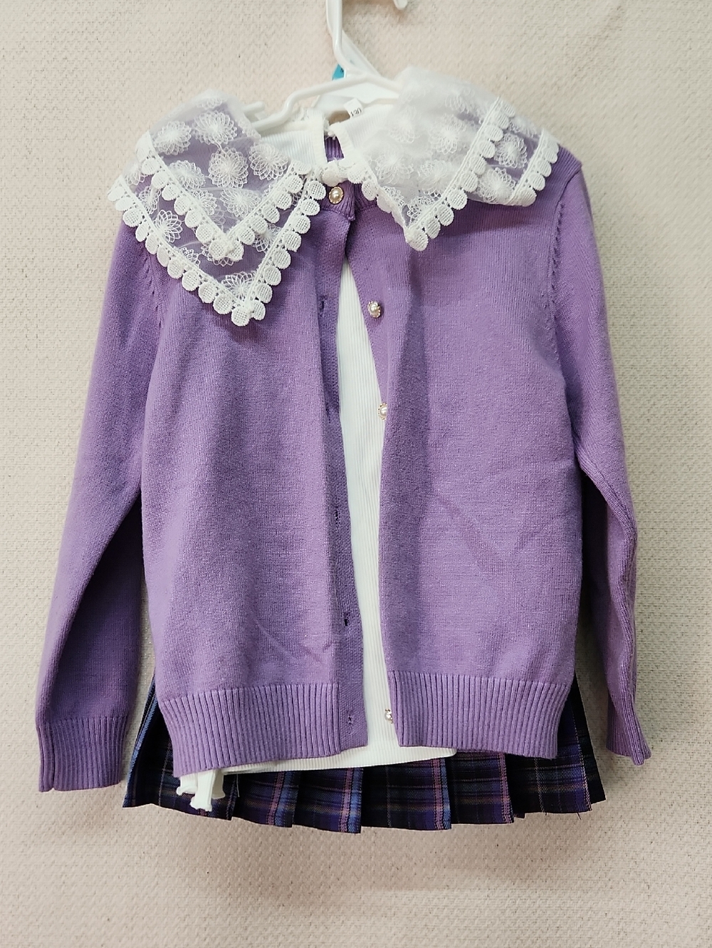 Lavender Lace-Collar Women's Cardigan Sweater